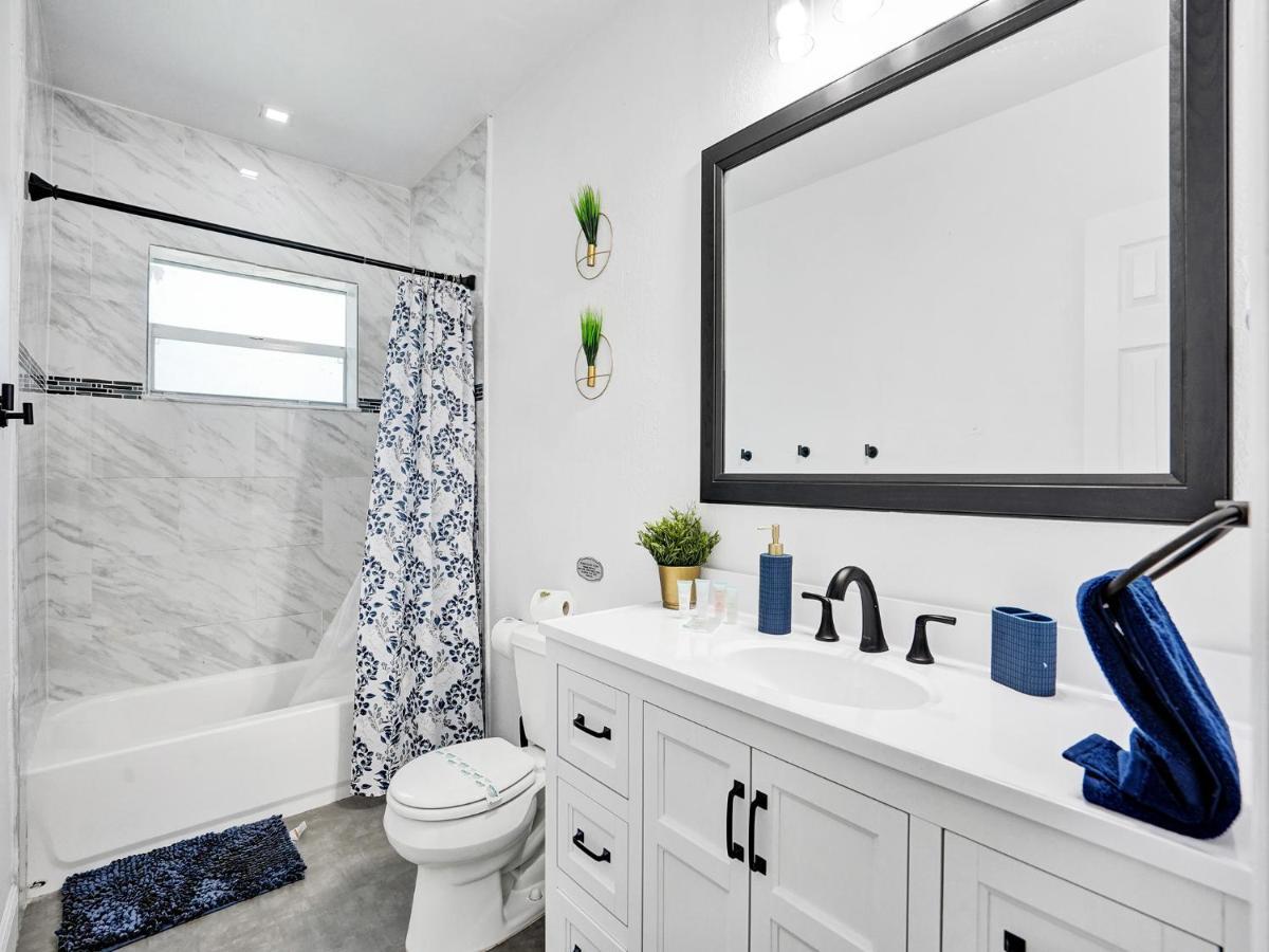 Escape To Miami Retreat Villa นอร์ทไมอามีบีช ภายนอก รูปภาพ