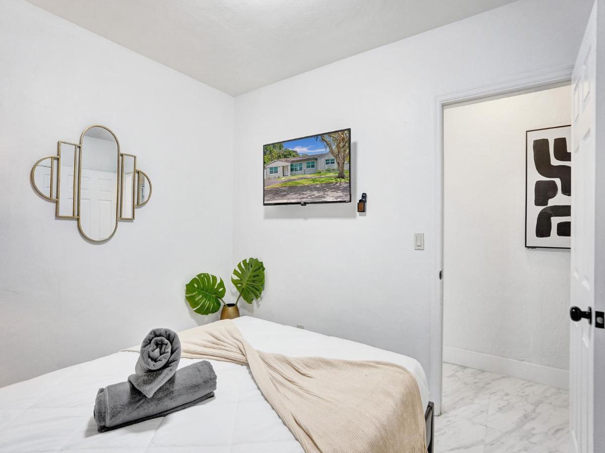 Escape To Miami Retreat Villa นอร์ทไมอามีบีช ภายนอก รูปภาพ