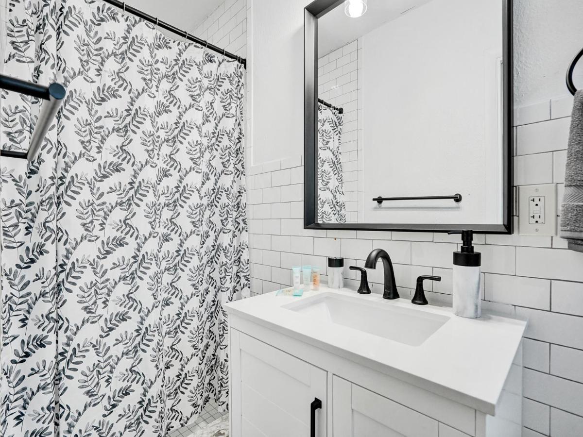 Escape To Miami Retreat Villa นอร์ทไมอามีบีช ภายนอก รูปภาพ